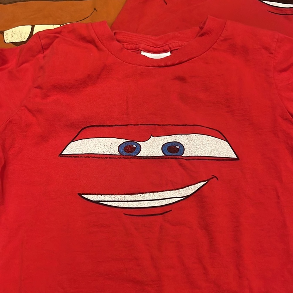Short sleeve T Shirts Cars face tag says Size 4T